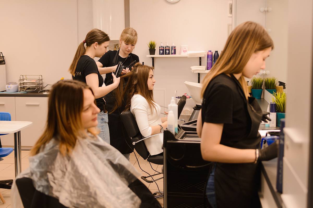 Парикмахерские услуги